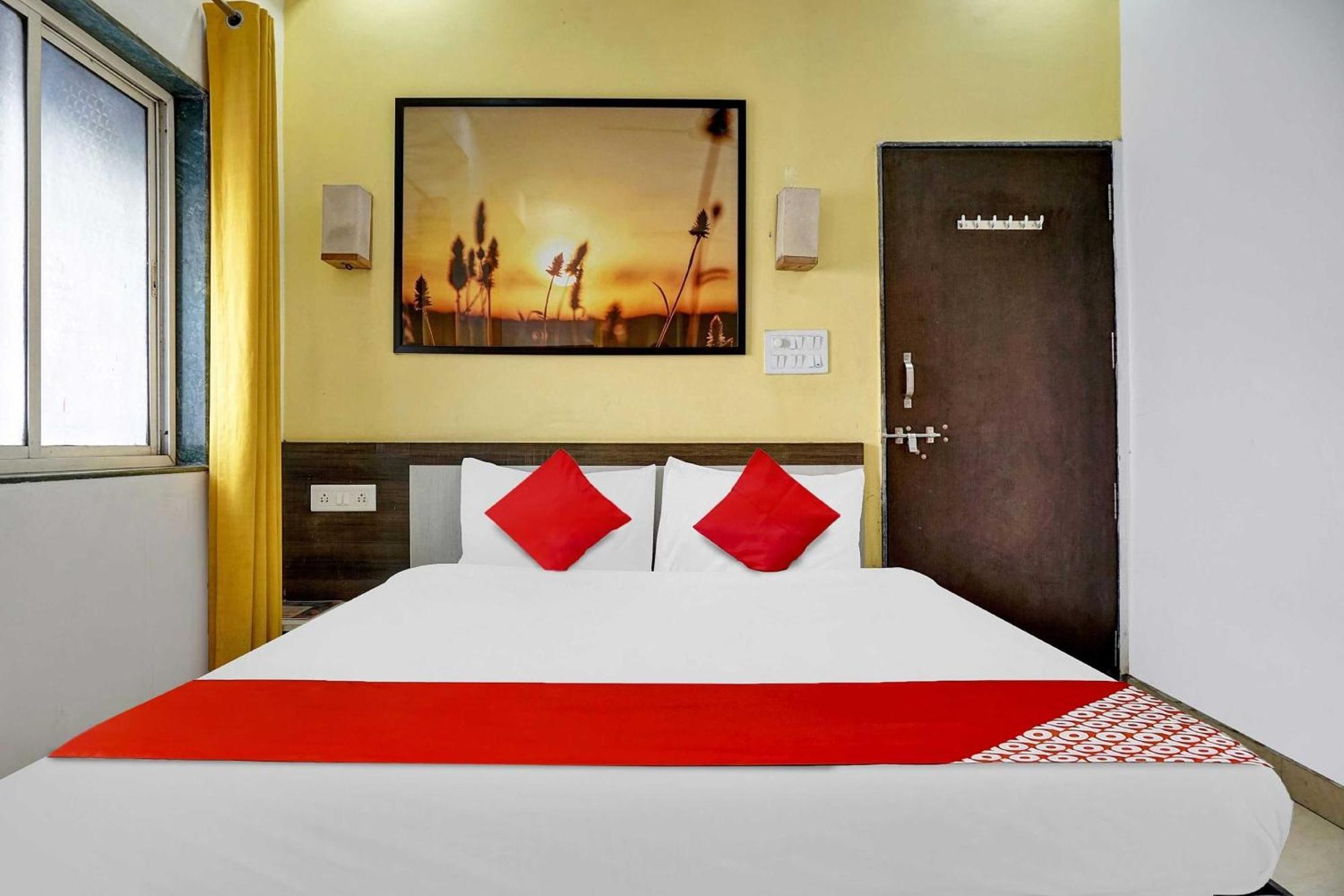 Hotel O Pimprii Stays Ngoại thất bức ảnh