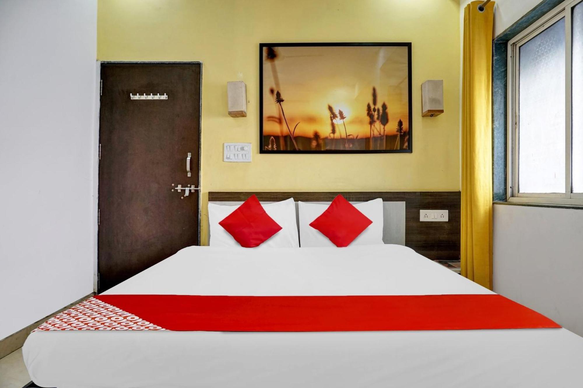 Hotel O Pimprii Stays Ngoại thất bức ảnh
